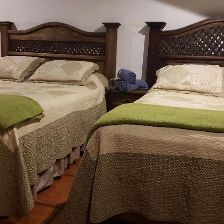 مبيت وإفطار أنتيغوا غواتيمالا La Casa De La Alameda المظهر الخارجي الصورة