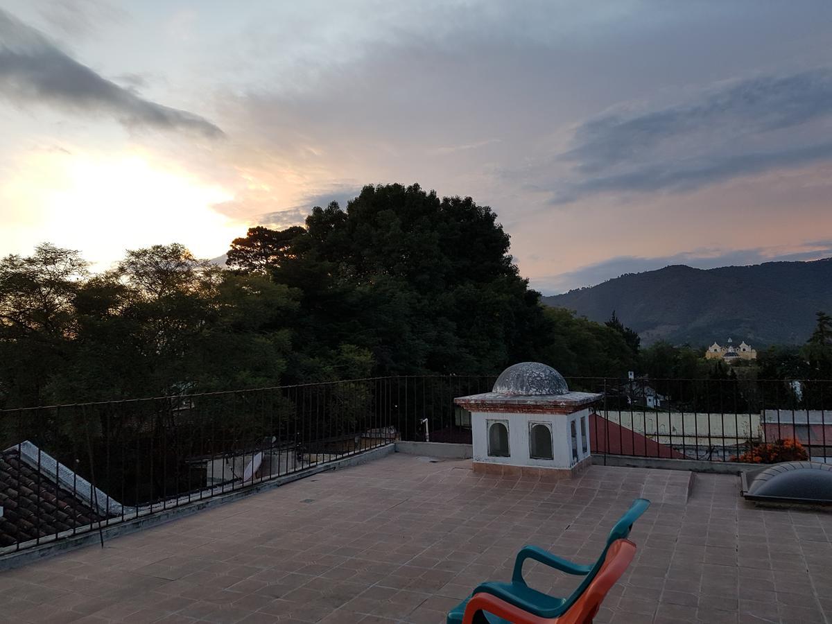 مبيت وإفطار أنتيغوا غواتيمالا La Casa De La Alameda المظهر الخارجي الصورة