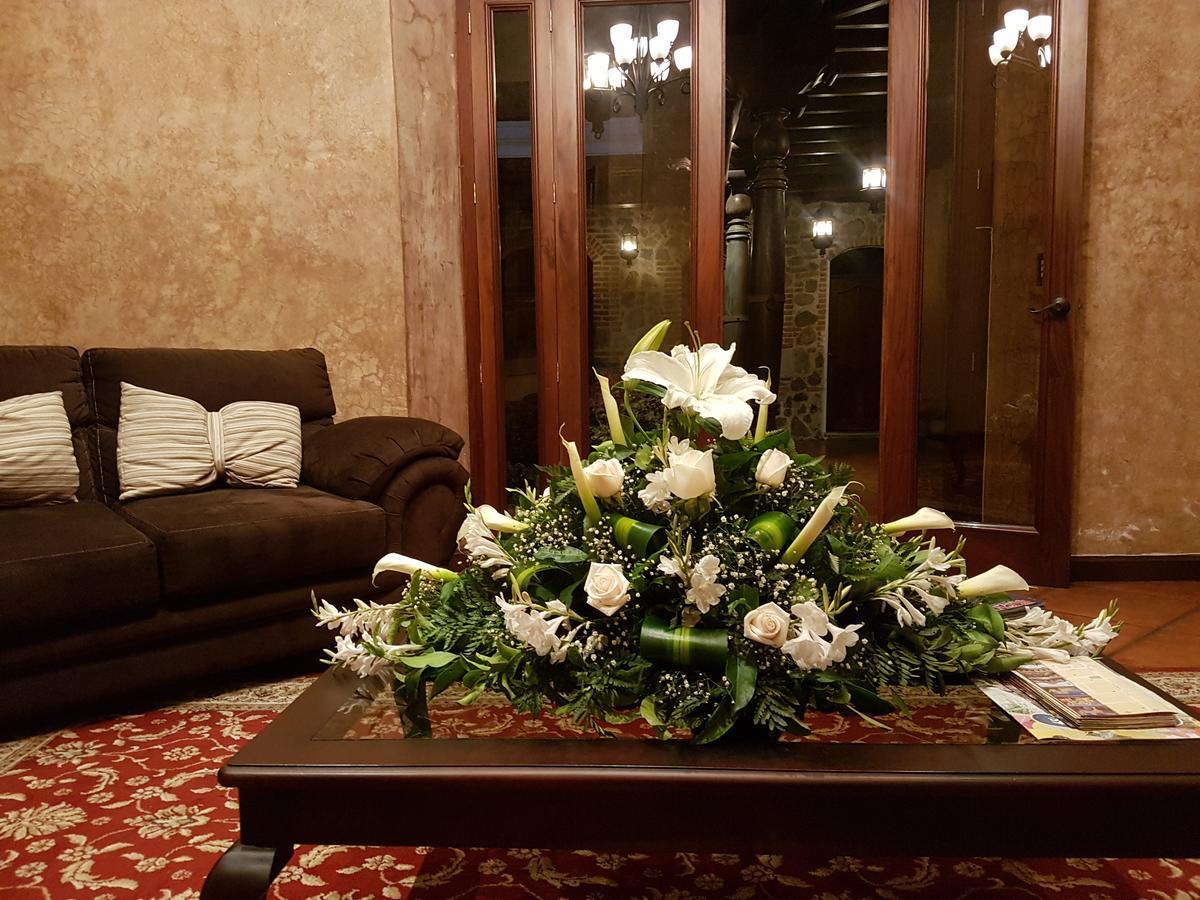 مبيت وإفطار أنتيغوا غواتيمالا La Casa De La Alameda المظهر الخارجي الصورة
